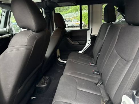 Used 2016 Jeep Wrangler Unlimited Sport w/ Quick Order Package 24S AWD/4WD image 13