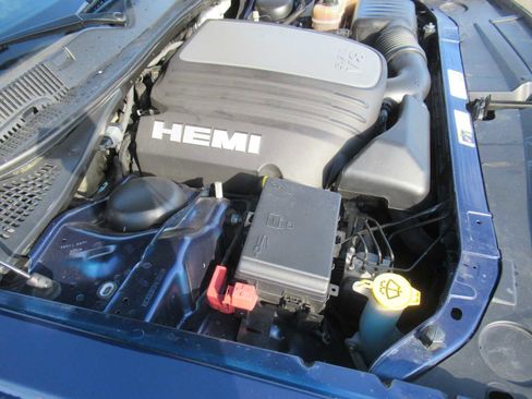 Used 2015 Dodge Challenger R/T Plus image 15