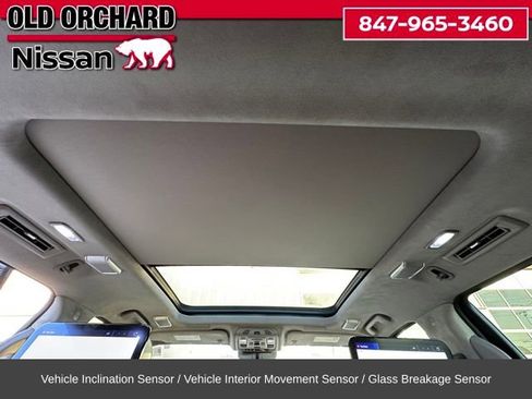 Used 2022 Cadillac Escalade Sport Platinum w/ LPO, ONYX Package image 14