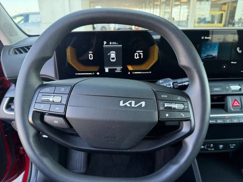 Used 2026 Kia K4 FWD image 26