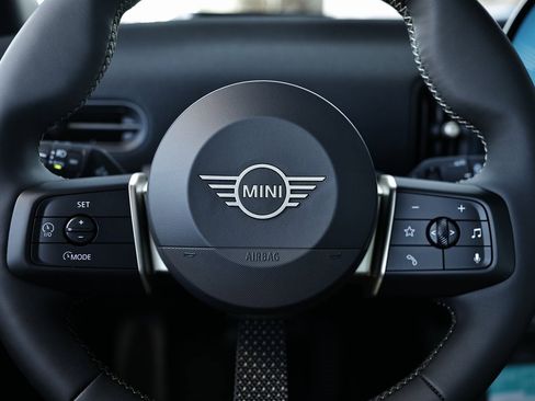 New 2026 MINI Cooper 2-Door Hardtop image 28