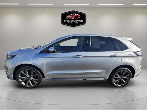 Used 2016 Ford Edge Sport w/ Technology Package image 2