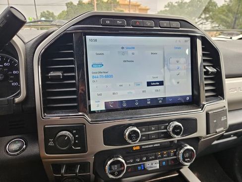 Used 2022 Ford F350 Lariat w/ Lariat Ultimate Package AWD/4WD image 12