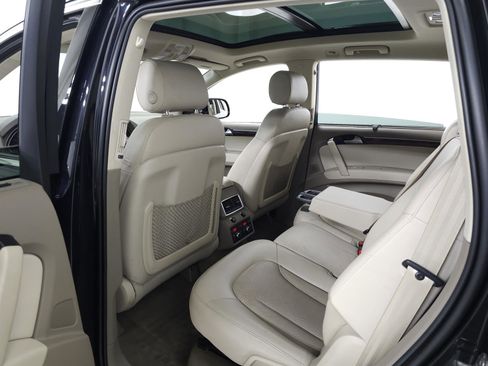 Used 2012 Audi Q7 3.0T S line Prestige image 30