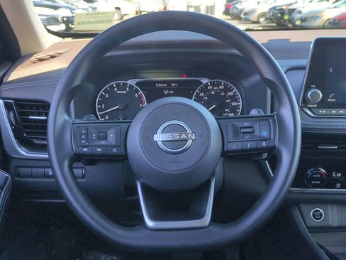 Certified 2022 Nissan Rogue SV image 12