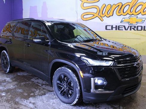 Used 2022 Chevrolet Traverse LT image 4