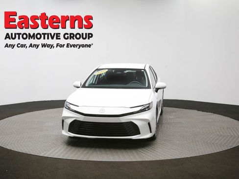 Used 2025 Toyota Camry LE image 52