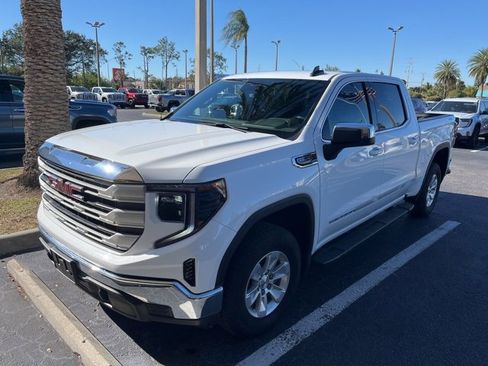 Certified 2023 GMC Sierra 1500 SLE w/ Preferred Package image 3
