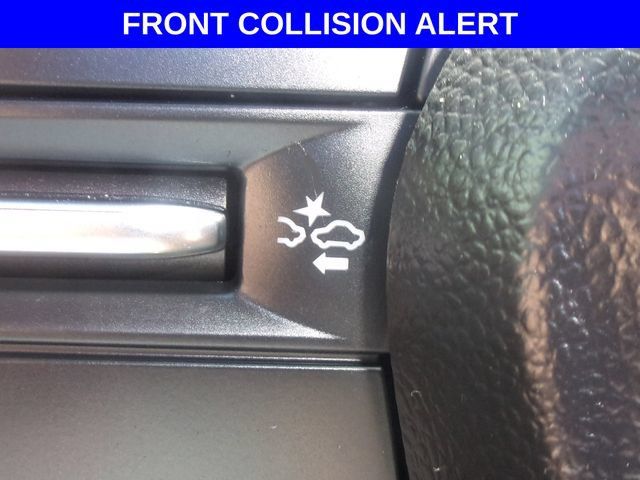 Used 2025 Chevrolet Equinox RS FWD image 4