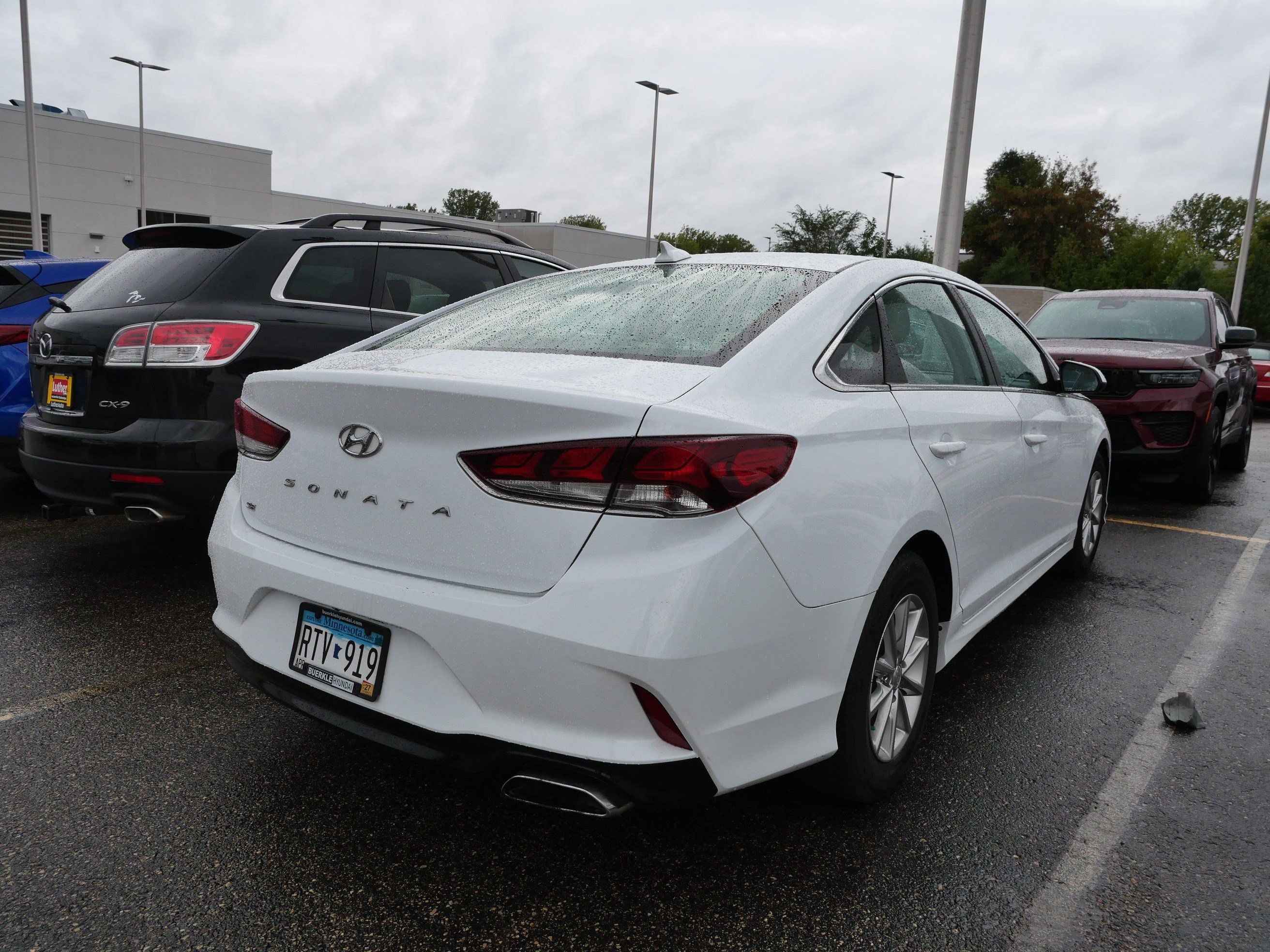 Used 2018 Hyundai Sonata SE w/ Cargo Package FWD image 7