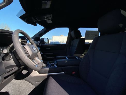 New 2026 Toyota Tundra SR5 AWD/4WD image 17