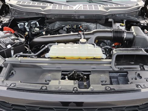 Used 2025 Ford F150 Lariat w/ Equipment Group 501A Mid image 34