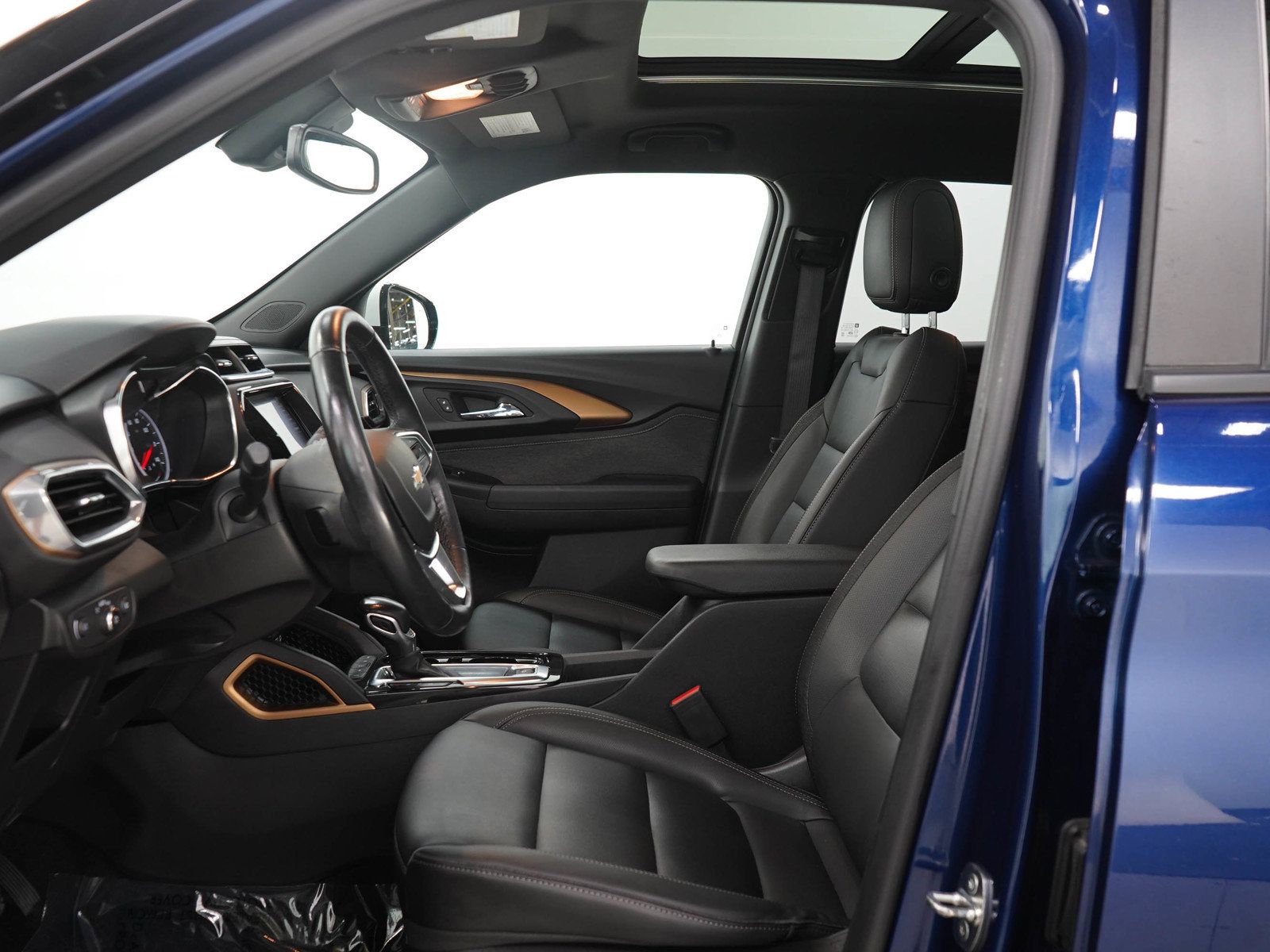 Used 2022 Chevrolet TrailBlazer ACTIV w/ Sun and Liftgate Package AWD/4WD image 23