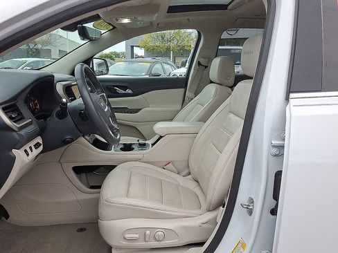 Used 2020 GMC Acadia Denali w/ Technology Package image 14