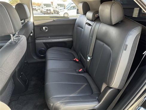 Used 2024 Hyundai Ioniq 5 Limited image 31