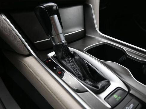 Used 2021 Honda Accord EX-L image 24