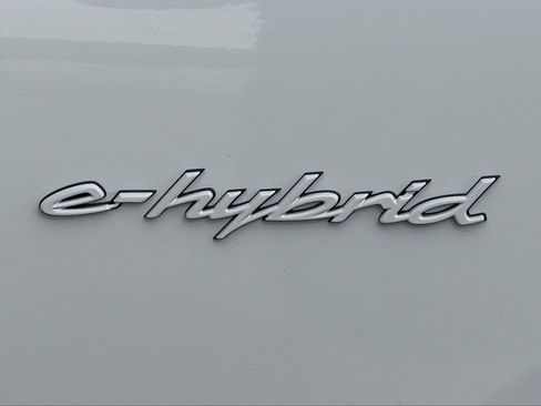 New 2026 Porsche Cayenne E-Hybrid Coupe AWD/4WD image 20
