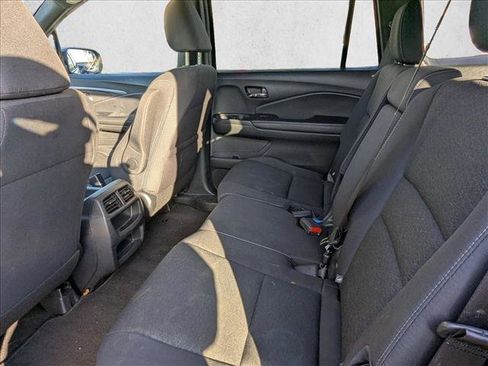 Used 2021 Honda Passport Sport image 17