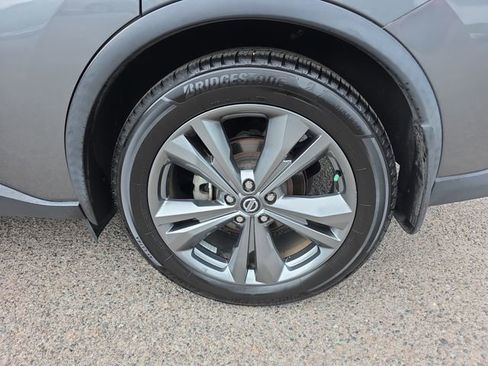 Used 2019 Nissan Murano Platinum FWD image 17