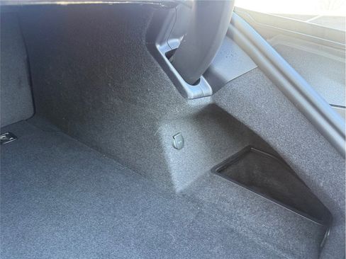 Used 2020 Porsche Taycan 4S image 42