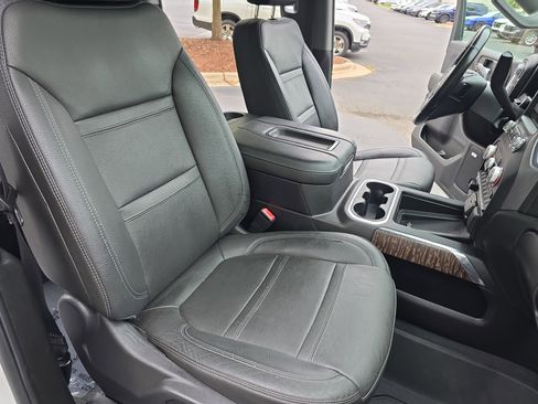 Used 2019 GMC Sierra 1500 Denali w/ Denali Ultimate Package AWD/4WD image 10