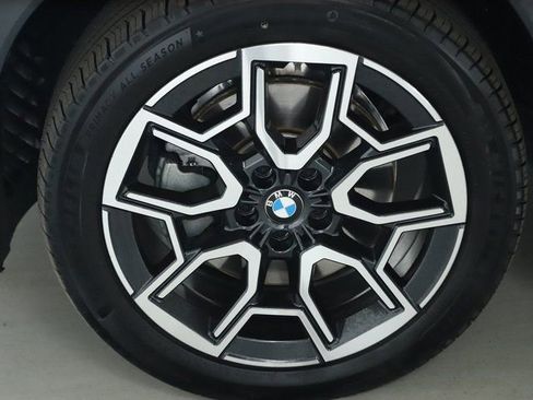 Certified 2025 BMW X1 xDrive28i w/ Convenience Package image 37