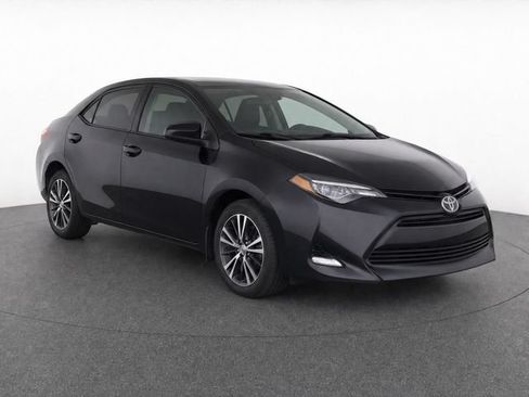 Used 2017 Toyota Corolla LE w/ LE Premium Package FWD image 1