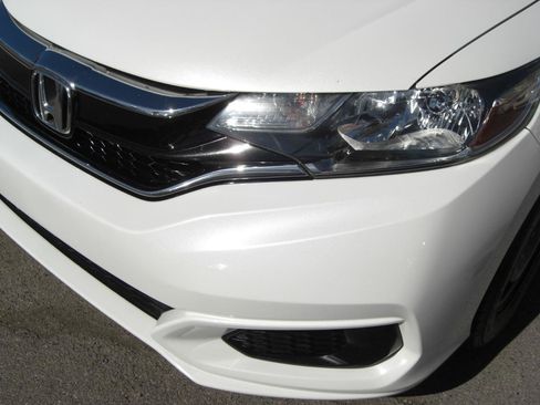 Used 2019 Honda Fit LX image 4