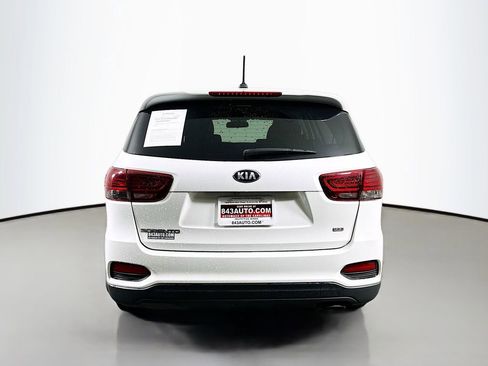 Used 2019 Kia Sorento FWD image 6