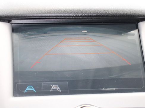 Used 2017 Chevrolet Cruze LS image 21