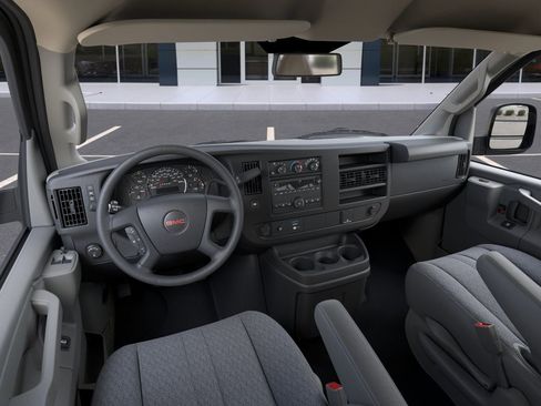 New 2026 GMC Savana 2500 RWD image 3