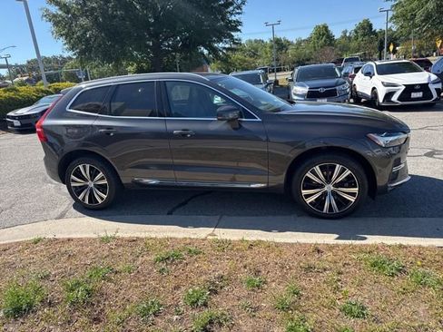 Used 2022 Volvo XC60 B5 Inscription w/ Advanced Package AWD/4WD image 7