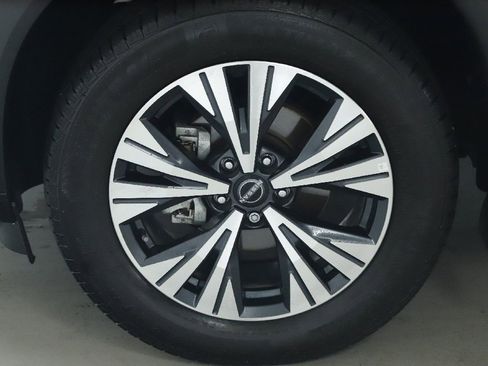 Certified 2023 Nissan Rogue SV w/ SV Premium B Package AWD/4WD image 41