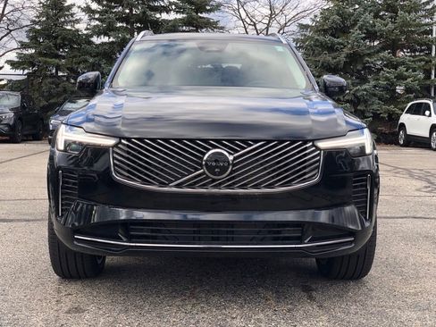 New 2026 Volvo XC90 B6 Plus w/ Protection Package Premier image 2