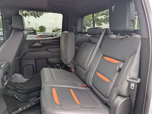 Used 2023 GMC Sierra 1500 AT4 w/ AT4 Premium Package AWD/4WD image 25