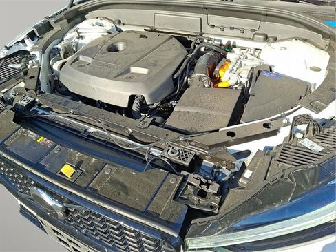 Used 2024 Volvo XC60 T8 Ultimate w/ Protection Package Premier image 27