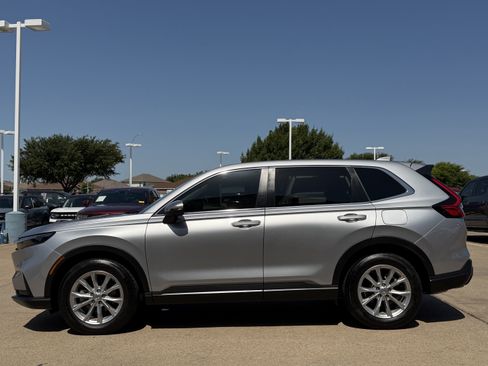 Used 2024 Honda CR-V EX image 4