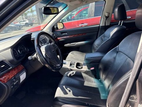 Used 2012 Subaru Outback 2.5i Limited w/ Moonroof Pkg AWD/4WD image 5