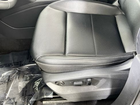 Used 2023 Volkswagen Atlas SE image 18