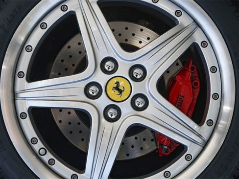 Used 2004 Ferrari 360 Spider image 14