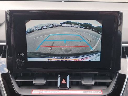 Used 2026 Toyota Corolla SE FWD image 17