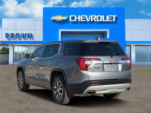 Used 2022 GMC Acadia SLE FWD image 4