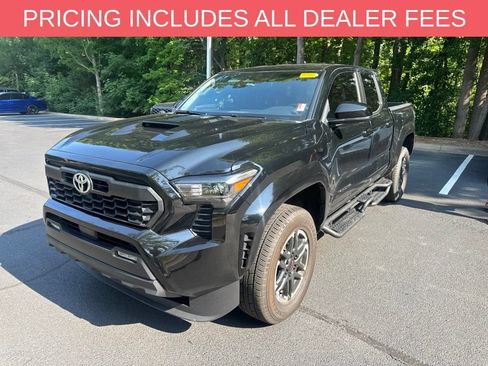 Certified 2024 Toyota Tacoma TRD Sport RWD image 11
