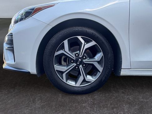 Used 2021 Kia Forte LXS FWD image 14
