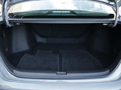 Used 2025 Honda Accord Touring image 29