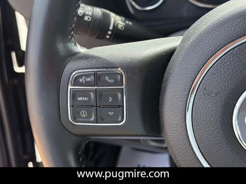 Used 2018 Jeep Wrangler Unlimited Sport S AWD/4WD image 25