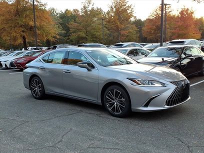 New 2025 Lexus ES 350 w/ Premium Package