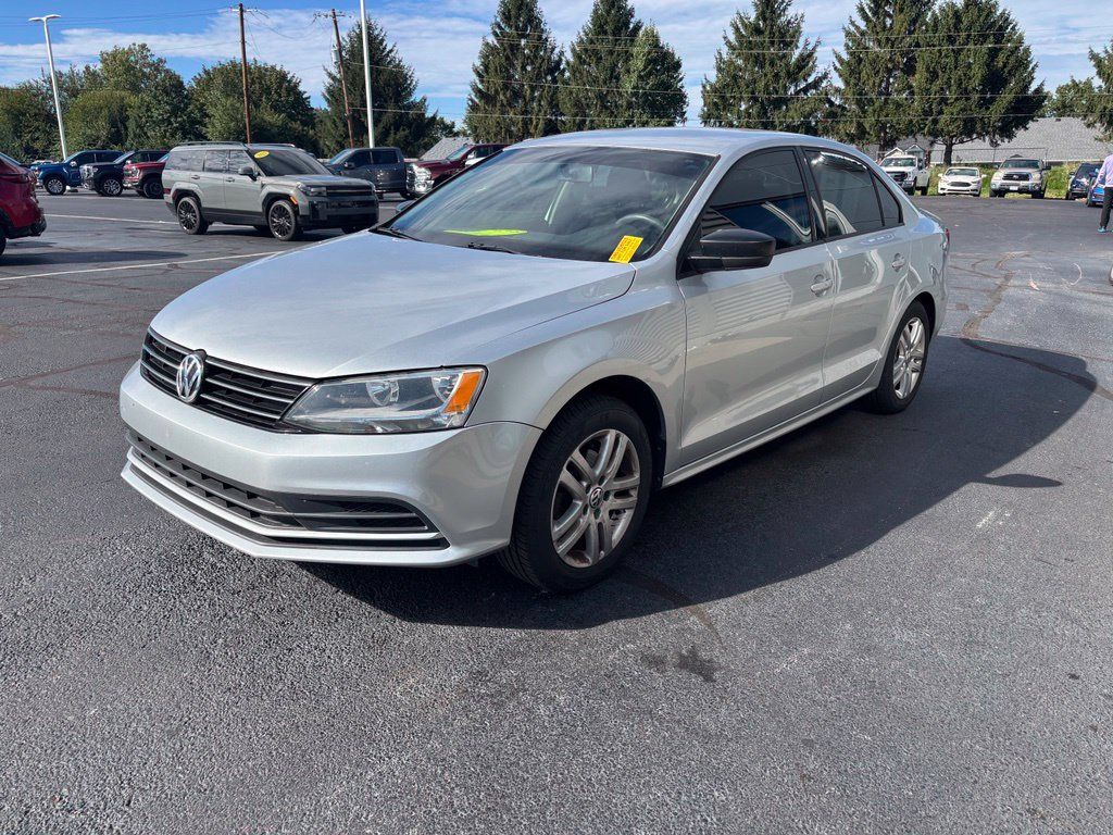 Used 2015 Volkswagen Jetta S w/ Welcome Package FWD image 2