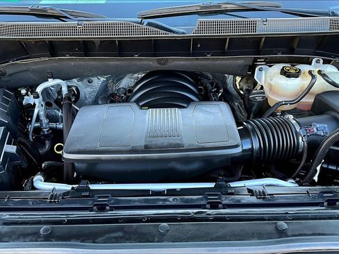 Used 2020 Chevrolet Silverado 1500 LT w/ All-Star Edition image 9