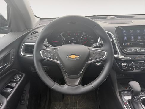 Used 2024 Chevrolet Equinox Premier AWD/4WD image 12